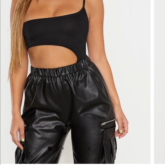 One shoulder cut out body suit - Picture 2 of 2